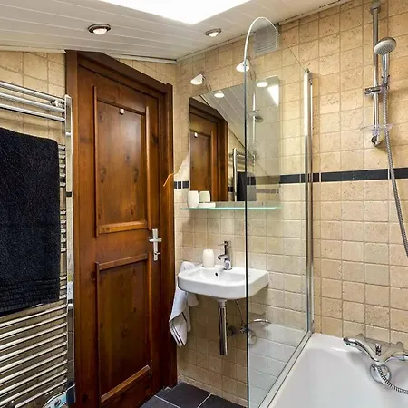 Les Drus, Alpes Agency, Chamonix, Les Praz, Sleeps 6 霞慕尼