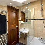 Apartment Les Drus, Alpes Agency, Chamonix, Les Praz, Sleeps 6 Chamonix