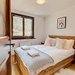 Apartment Les Drus, Alpes Agency, Chamonix, Les Praz, Sleeps 6 Apartment