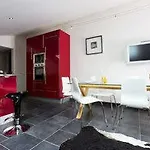 Apartment Les Drus, Alpes Agency, Chamonix, Les Praz, Sleeps 6 Apartment Chamonix