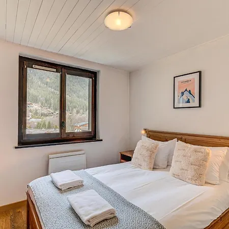 Les Drus - Alpes Travel - - Sleeps 6 Chamonix