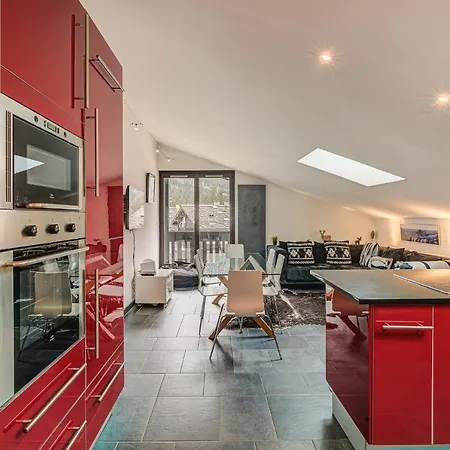 Apartment Les Drus, Alpes Agency, Chamonix, Les Praz, Sleeps 6 * Chamonix