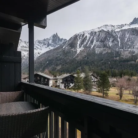 Apartment Les Drus - Alpes Travel - - Sleeps 6 Chamonix