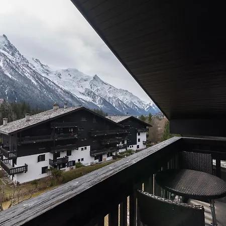 Apartment Les Drus - Alpes Travel - - Sleeps 6 Chamonix