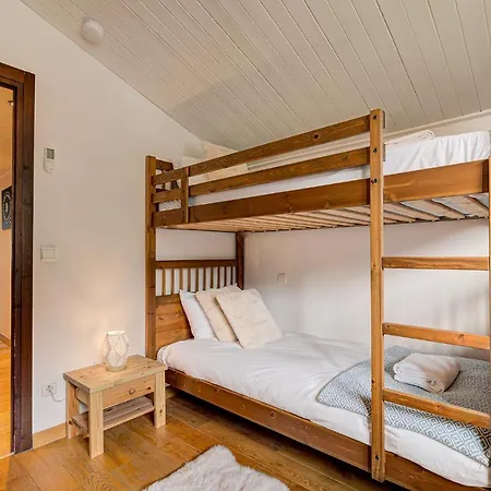 Apartment Les Drus - Alpes Travel - - Sleeps 6 *