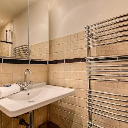 Les Drus - Alpes Travel - - Sleeps 6 * Chamonix