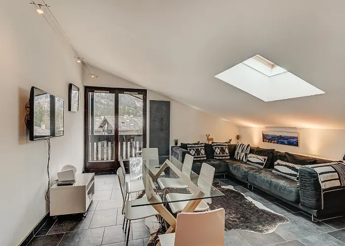 Apartment Les Drus - Alpes Travel - - Sleeps 6 *