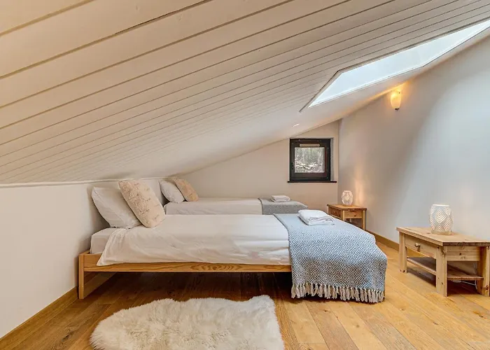 Apartment Les Drus, Alpes Agency, Chamonix, Les Praz, Sleeps 6 *