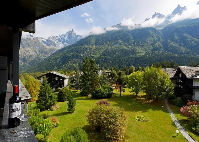 Les Drus - Alpes Travel - - Sleeps 6 Apartment *